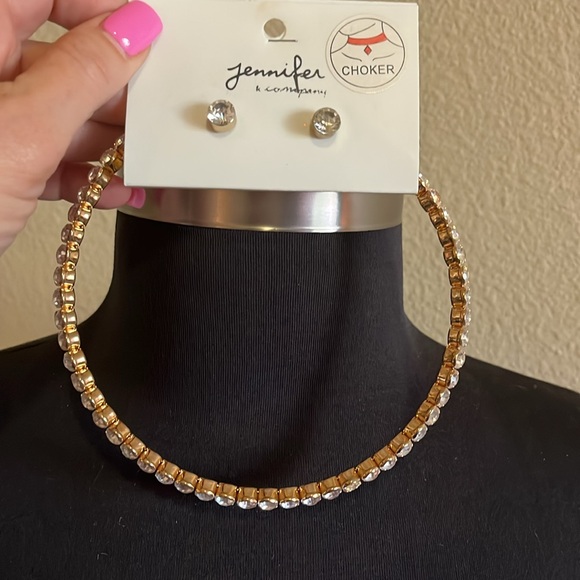 Jeweled choker & stud earrings set - Picture 4 of 6